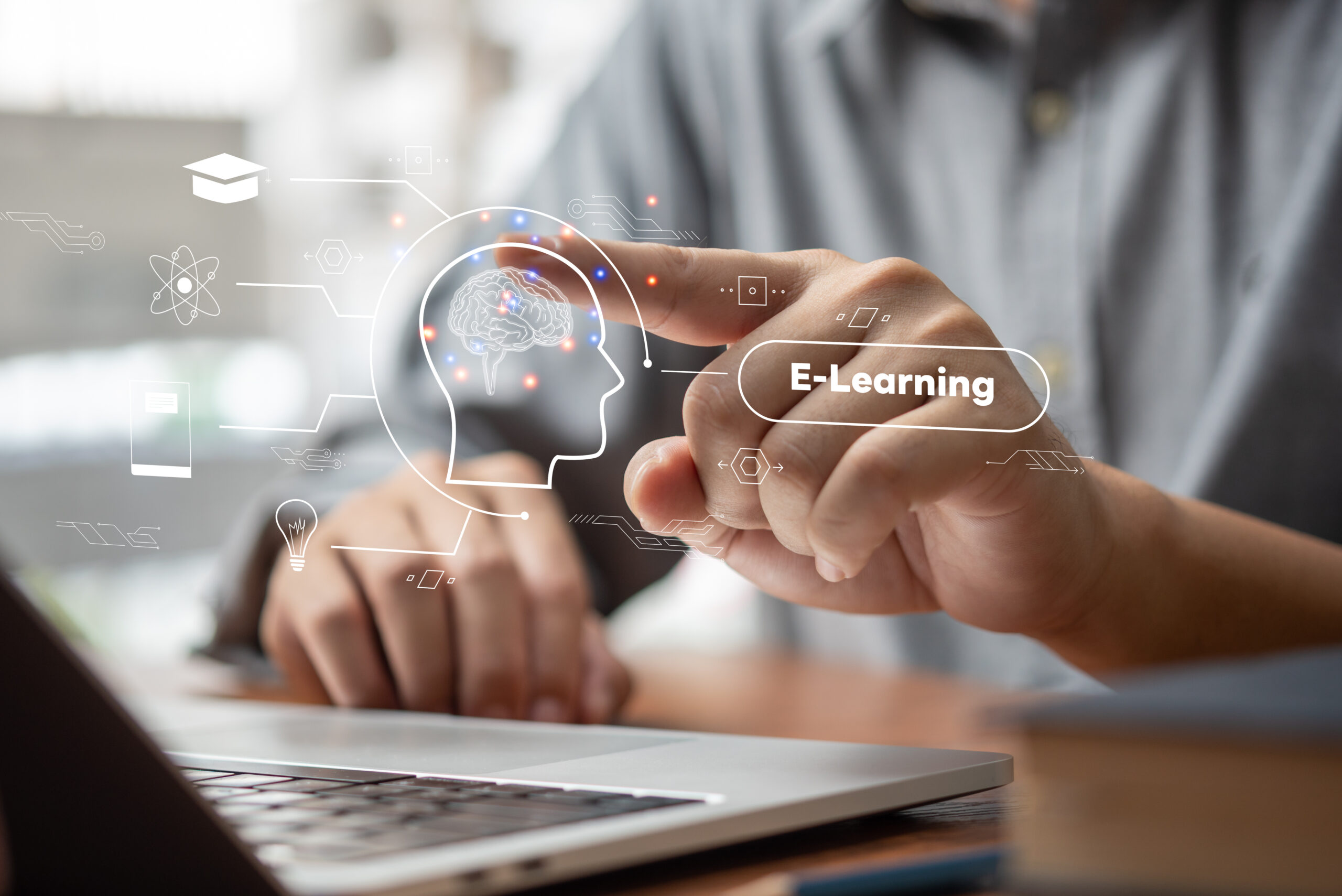business man using computer for webinars, Concept of Online internet education,Strategy planning and data and information analysis. Digital courses to develop new skills. Piattaforma
