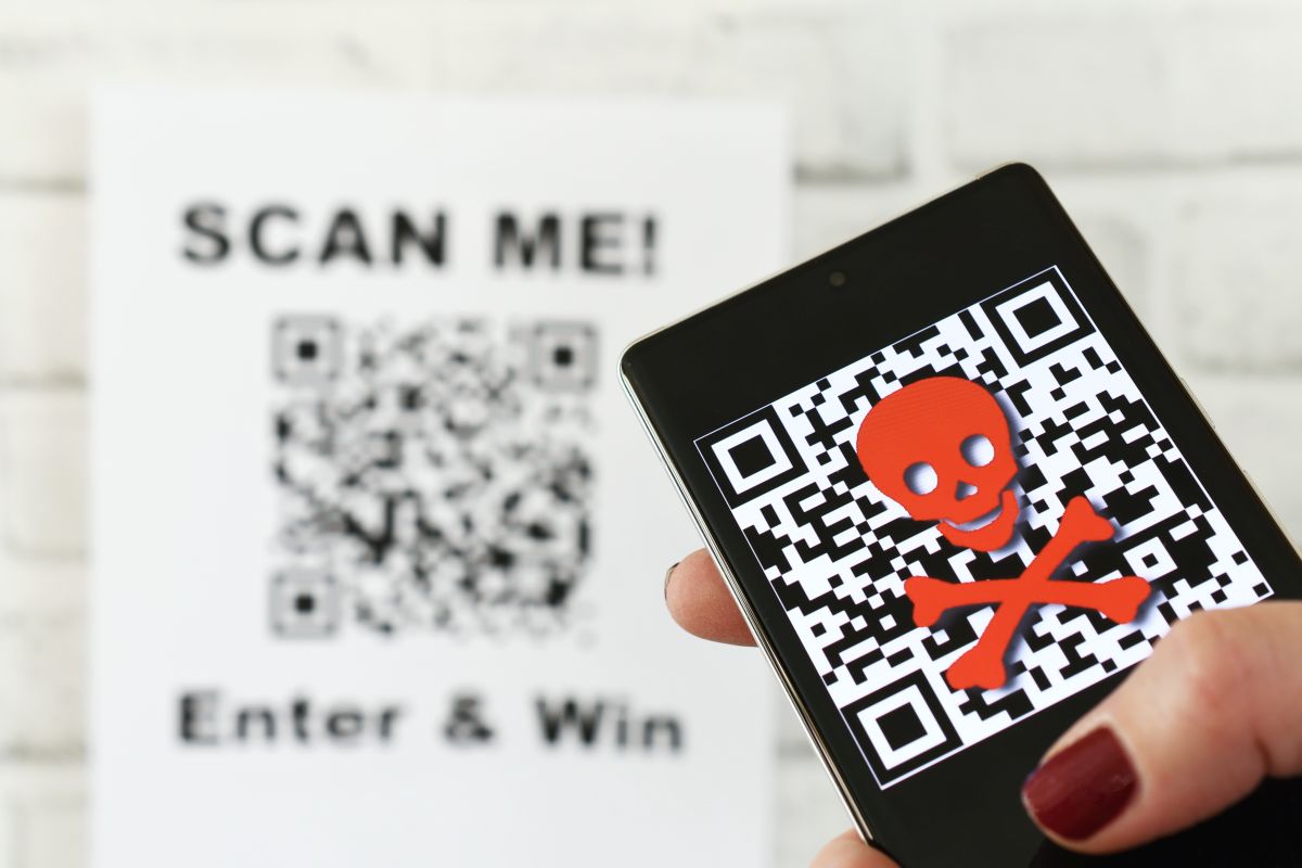 QR code scam concept - scanning a fraudulent QR code can lead to phishing websites or malware apps.