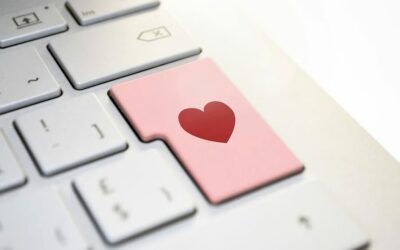 Escroqueries à la romance : conseils utiles sur l’utilisation des applications de rencontres