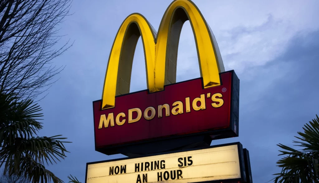 McDonald's, le incredibili falle di sicurezza del sistema AI per le assunzioni